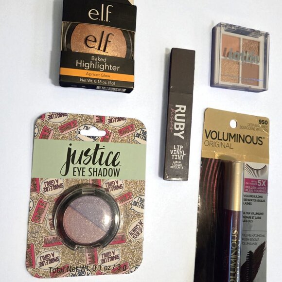 Makeup Bundle NEW – e.l.f. Highlighter, L’Oréal Mascara, Lottie London Palette - Picture 1 of 2